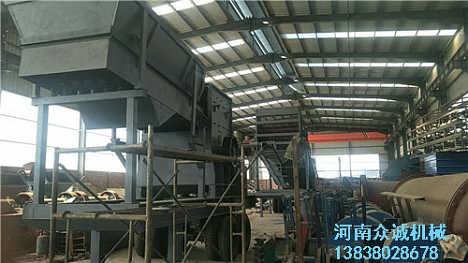 車頭鏟車帶著就能走的石灰石流動(dòng)石子機(jī) 環(huán)保期您的好幫手